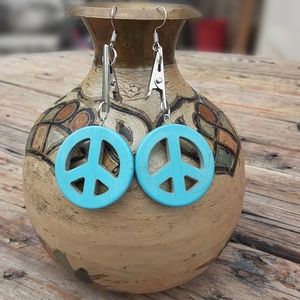Handmade peace sign roach clip earrings